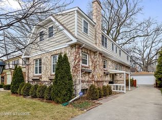 2232 Elmwood Ave, Wilmette, IL 60091