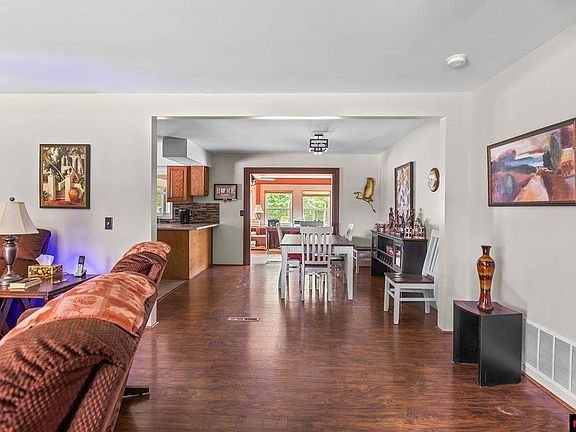5th image of 126 Cody Creek Pl