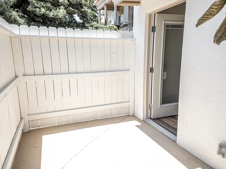 443 1/2 S Evergreen Ave #443 — Photo 8