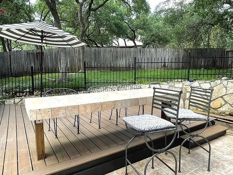 614 Cypress Trl — Photo 22