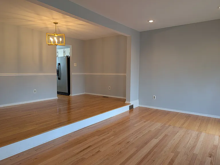 37 Whitehall Ct — Photo 7