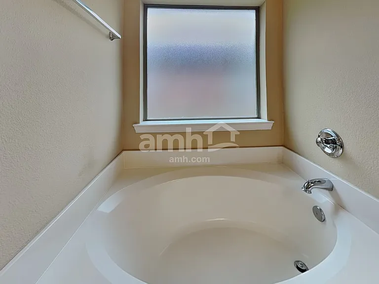 28606 Lockeridge Farms Dr — Photo 13