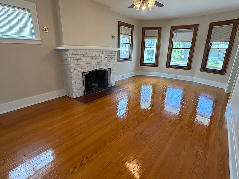 204 Wilson St #204 — Photo 9