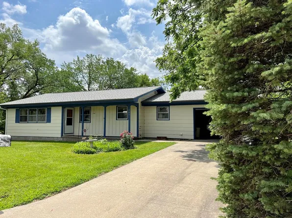 109 W Jay St, Mankato, KS 66956