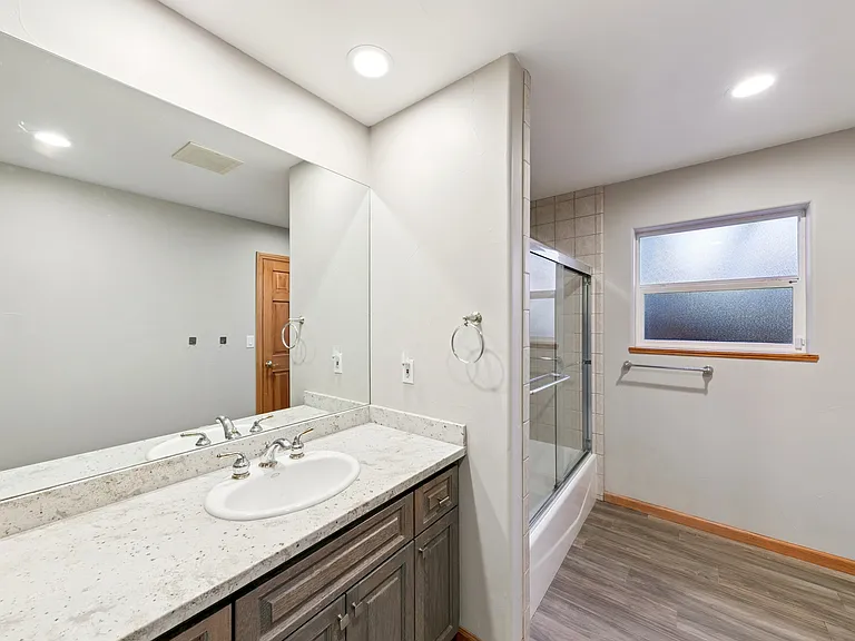 926 Tanglewood Dr — Photo 20