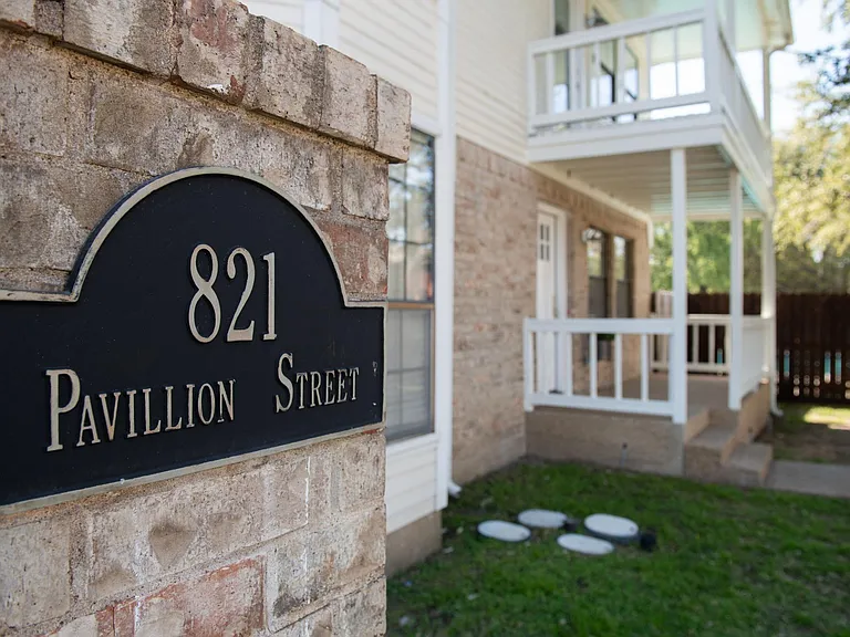 821 Pavillion St #103 — Photo 1
