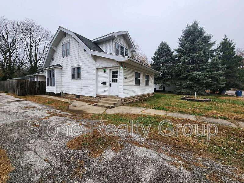 1401 S 25th St photo 1