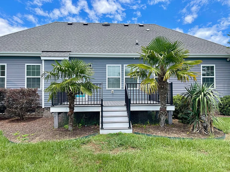 150 Travis Blvd — Photo 15