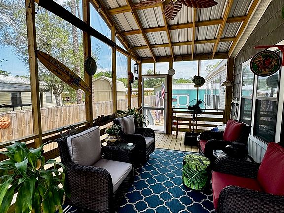 4th image of 1649 Del Rey Dr