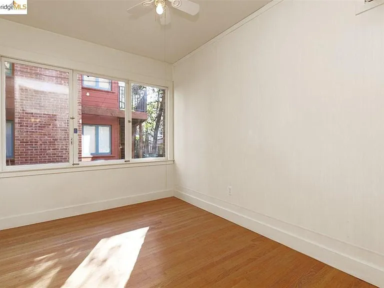 2533 Ridge Rd #A — Photo 10