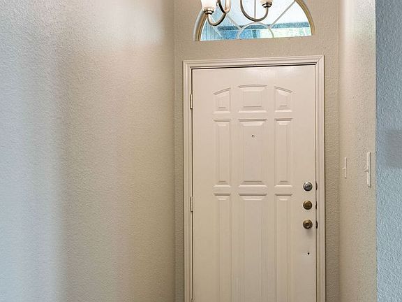 4th image of 10501 Bing Dr