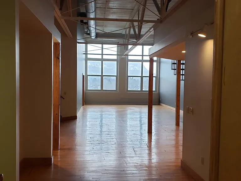 116 Pleasant St — Photo 6