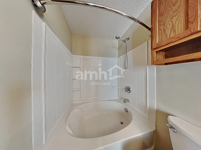 10914 Cyrus Dr — Photo 15