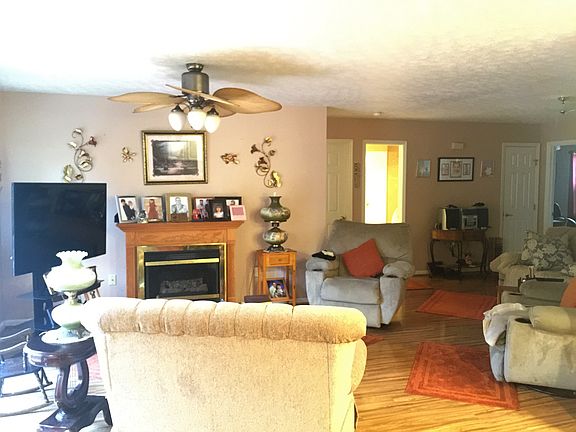 4th image of 34 W Dorton Blvd