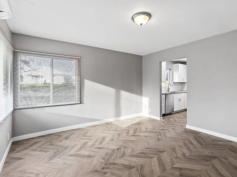 506 Southway Dr — Photo 31
