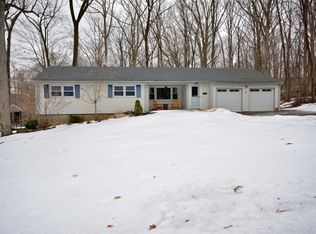 1128 Cambridge Ln, Bridgewater, NJ