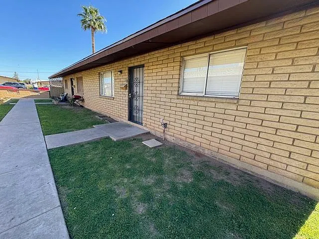 2 bed, $1,350 — Photo 4