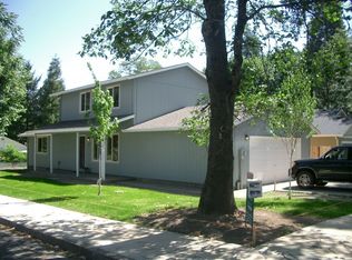 805 NW Elm St, Grants Pass, OR
