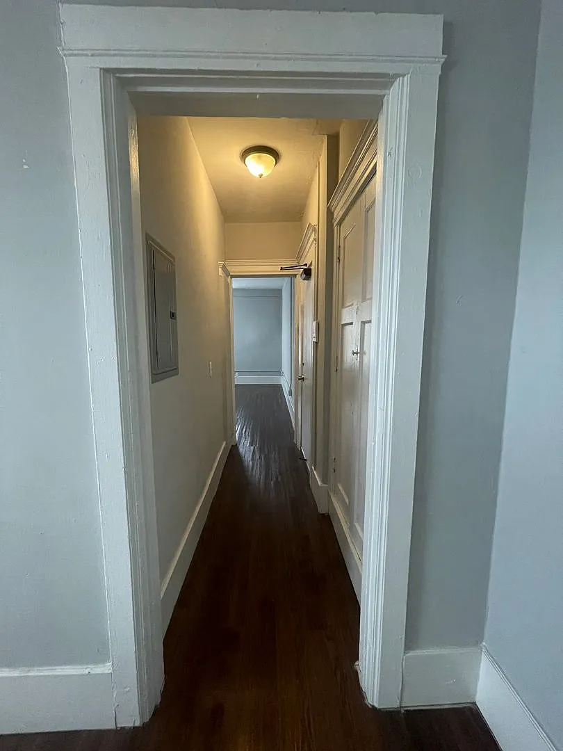 The Willis — Photo 4