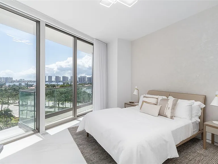 18975 Collins Ave #504 — Photo 14