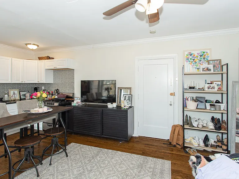 2129 N Dayton St #603 — Photo 8