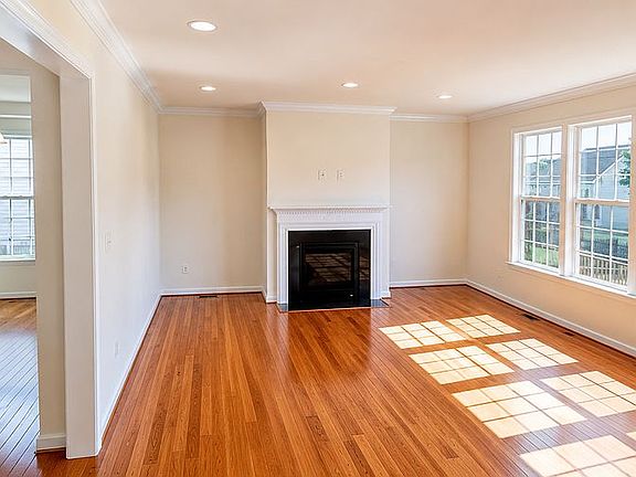 2nd image of 712 Colony Forest Dr