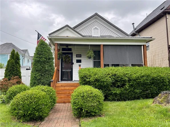 1726 Covert St, Parkersburg, WV 26101
