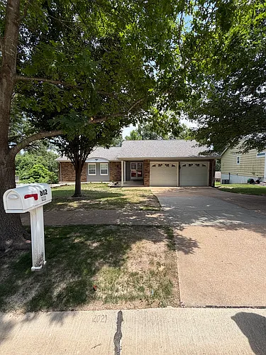 812 Samone Ct Photo 1