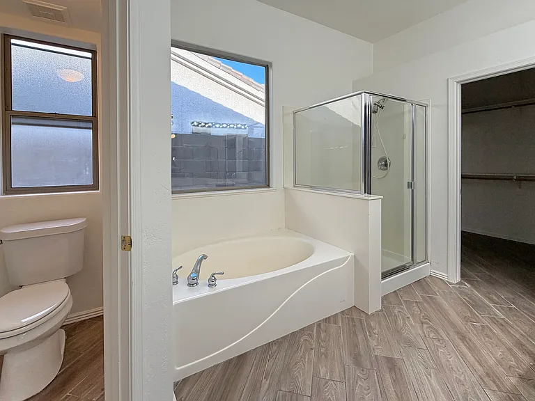 2120 E Flintlock Way — Photo 37