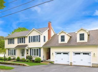 32 Sturges Rd, Reading, MA 01867