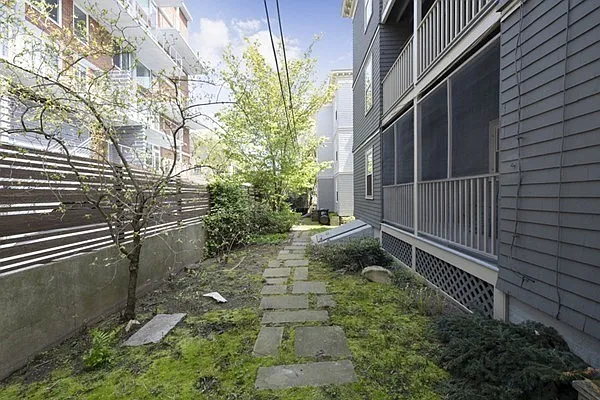 11 1/2 Centre St #1 — Photo 11
