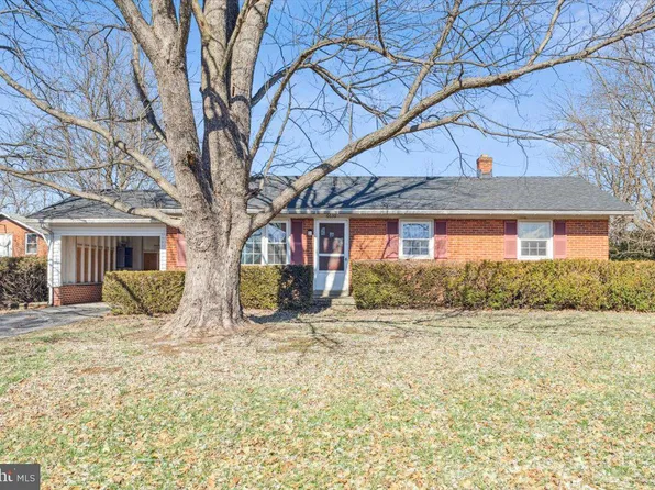 6630 Willis Ln, Frederick, MD 21702