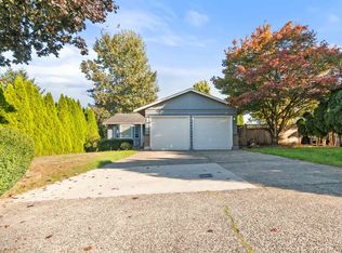 3752 Harwood Cres, Abbotsford, BC V2S 7A6