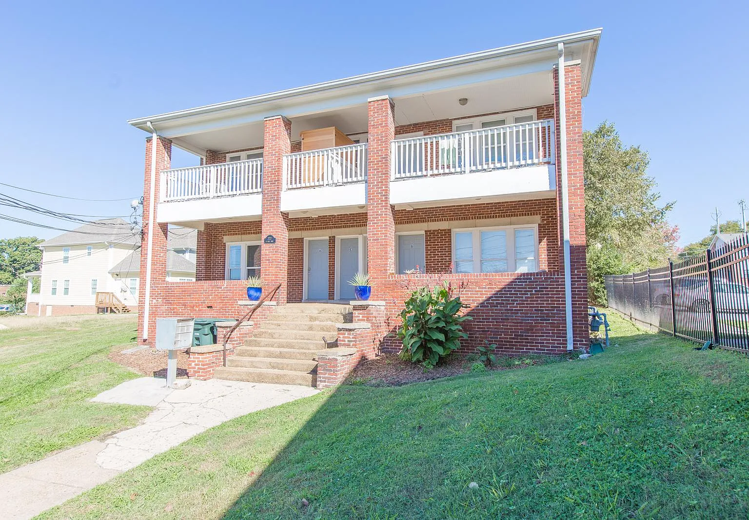 777 E Martin Luther King Blvd — Photo 1