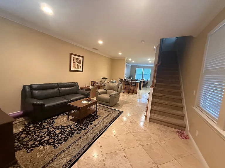 1589 King St — Photo 5