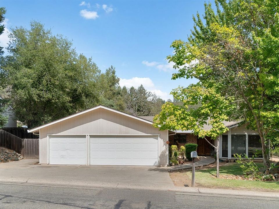 1st image of 971 Olson Ln