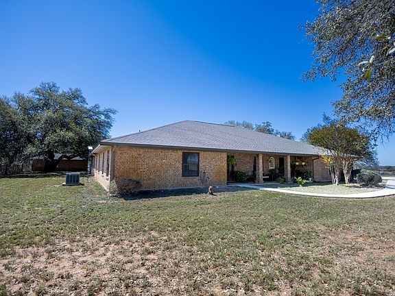 2nd image of 1219 County Road 761