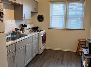4850 Greenwood Ave #3, Skokie, IL 60077