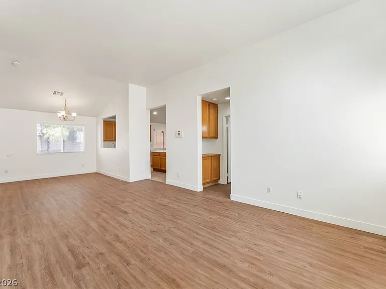 8924 Colorful Pines Ave — Photo 5
