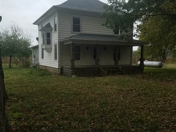 6801 E River Rd, Peru, IN 46970