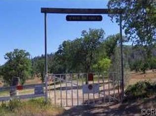 16800 Ball Rd, Red Bluff, CA 96076