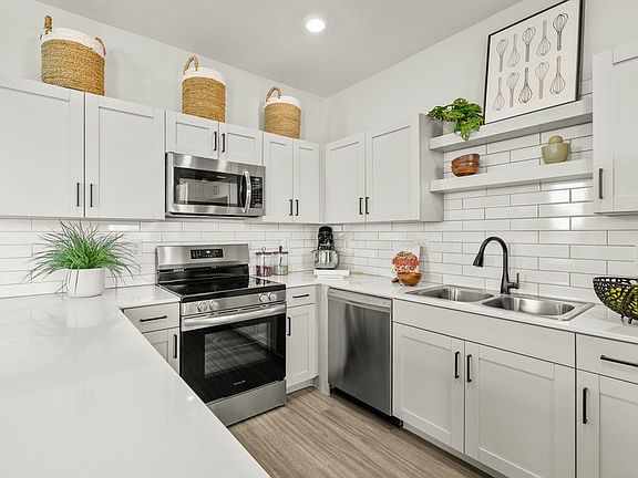 4th image of 1450 E Cottonwood Ln #320