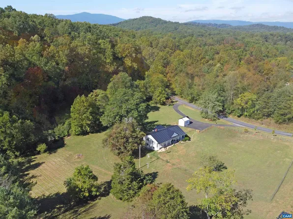 2437 Craigs Store Rd, Afton, VA 22920