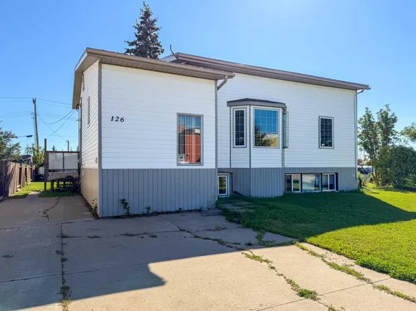 126 W 3rd St SE, Falher, AB T0H 1M0