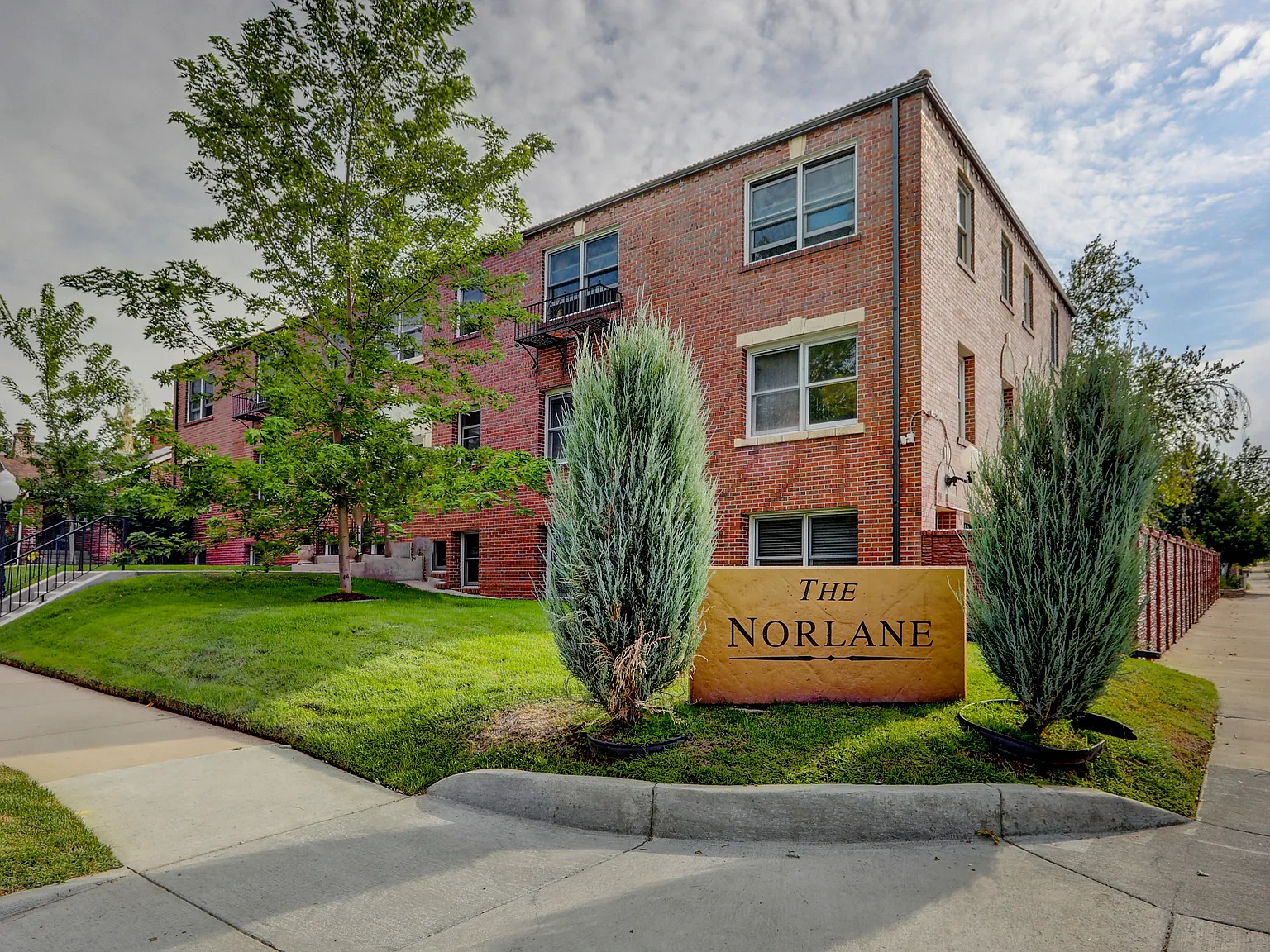 1 bed, 750 sqft, $1,800 — Photo 3