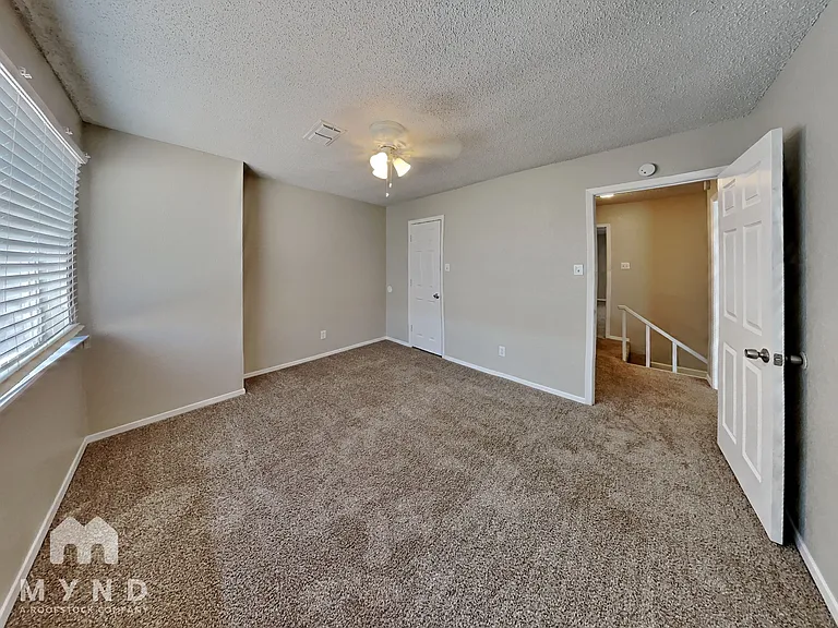 3239 62nd St — Photo 19