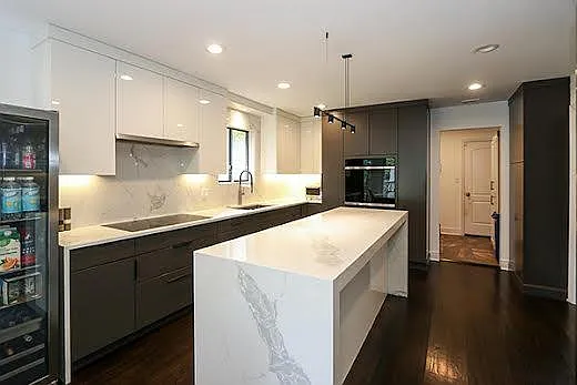 35 Old Pond Rd — Photo 10