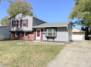 8212 E Laughlin Dr, Indianapolis, IN 46219