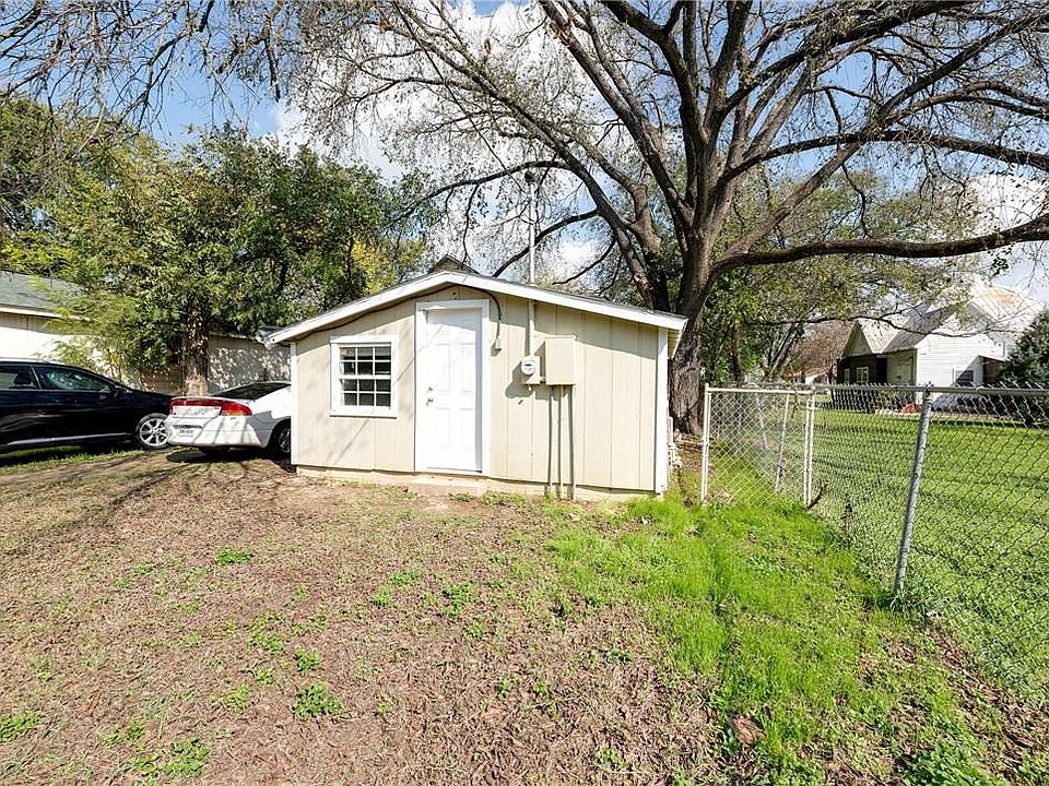 1st image of 108 S Avenue A Ave #B