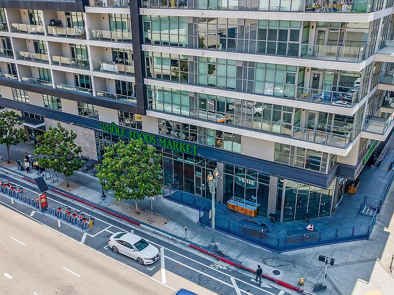 801 S Grand Ave #1710 — Photo 9
